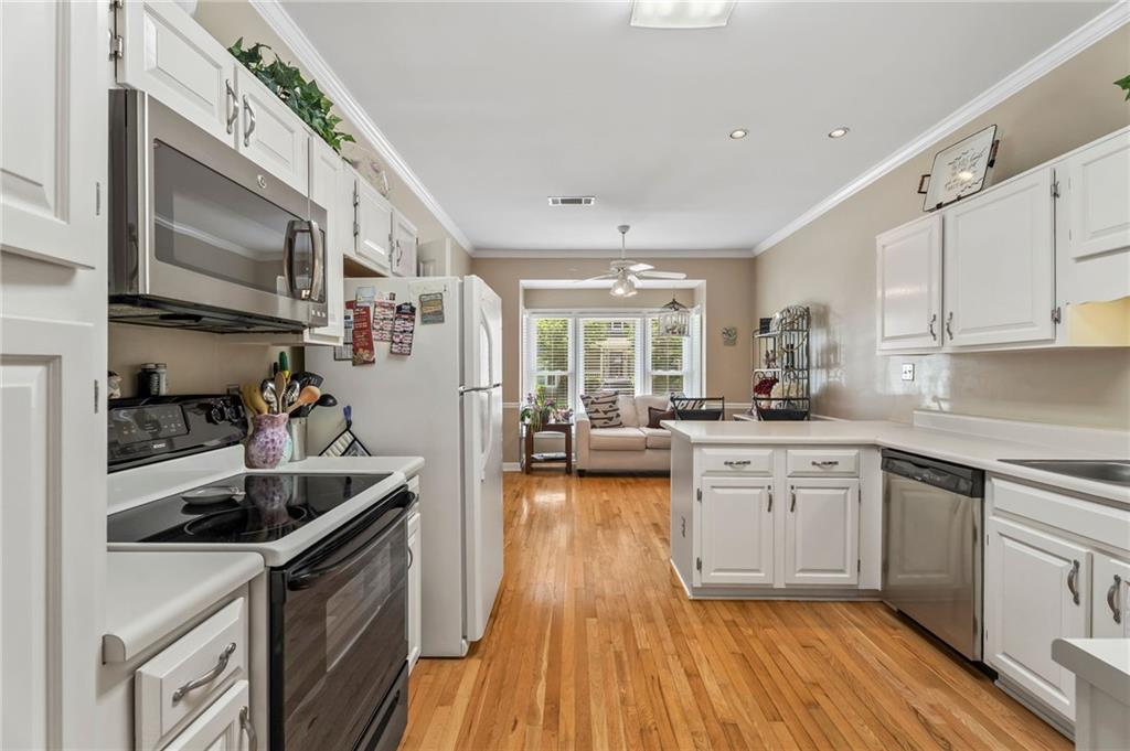 1201 Bridle Path