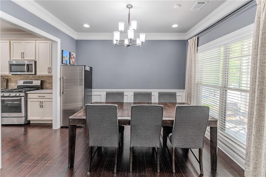 2749 Village Park Bend