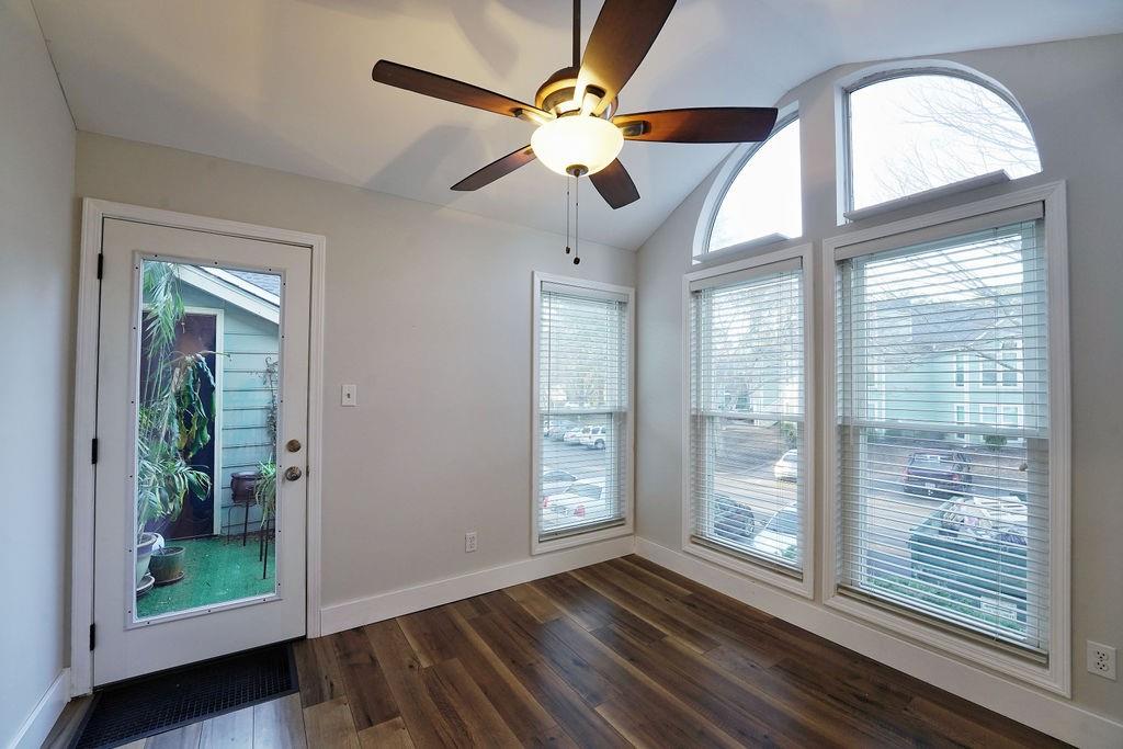 1013 Canyon Point Circle, Roswell, Georgia image 11