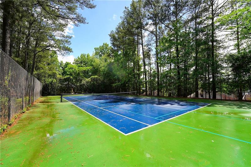 1013 Canyon Point Circle, Roswell, Georgia image 27