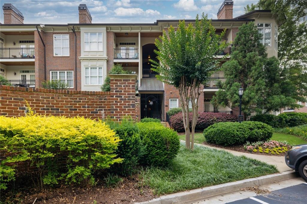 825 Highland Lane Northeast NE 1313