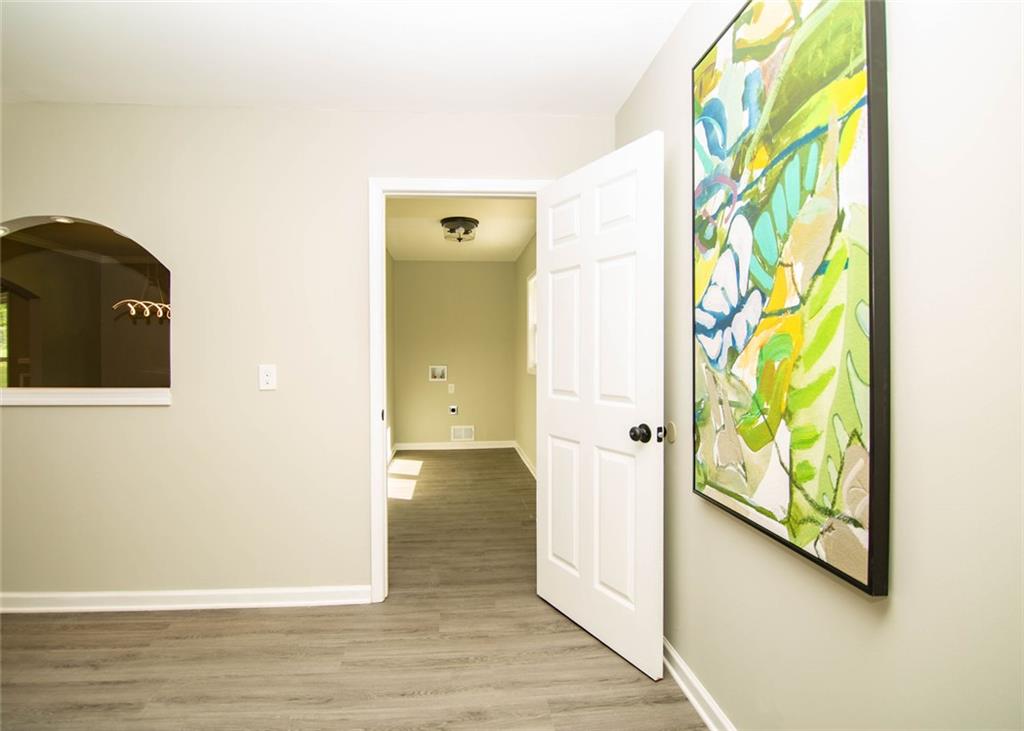 2751 Colonial Drive, College Park, Georgia image 29