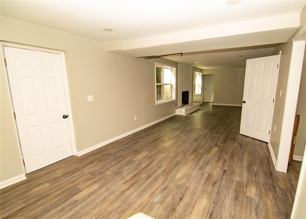 2751 Colonial Drive, College Park, Georgia image 10