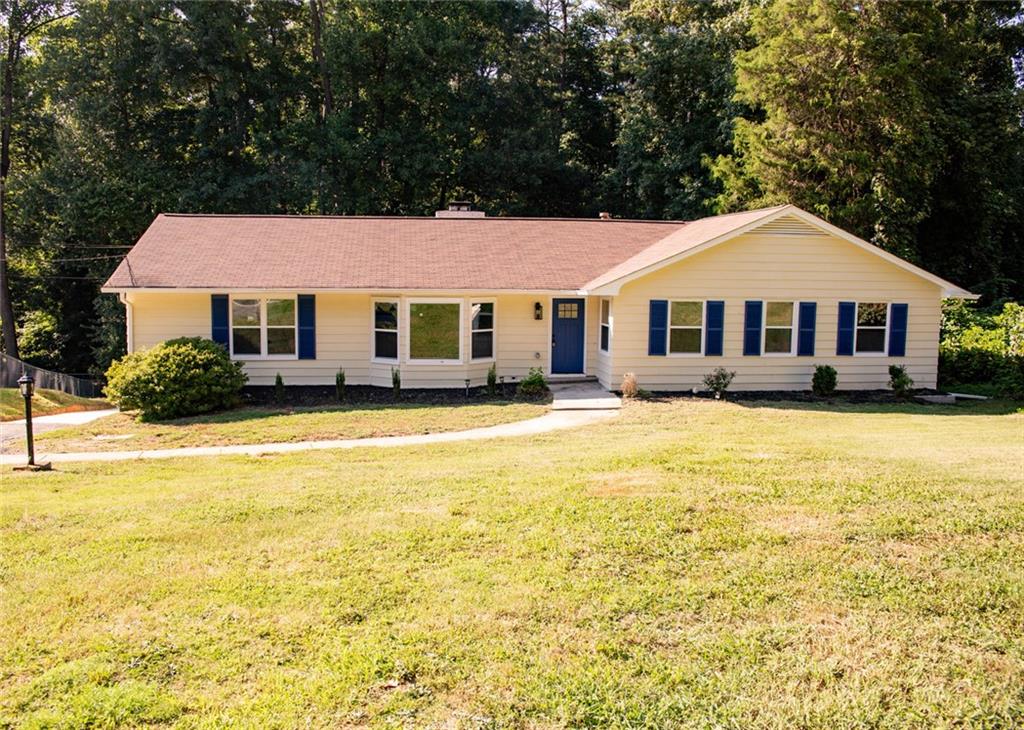 2751 Colonial Drive, College Park, Georgia image 1