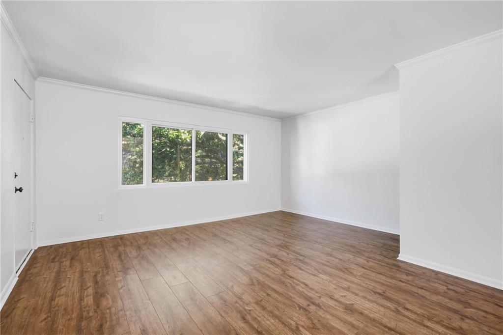 104 Ardmore Place NW 3