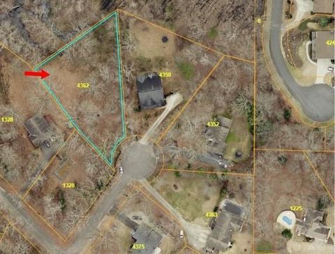 Vacant Land For Sale - 4362 Rolling Oaks Court<br/> Kennesaw, GA 30152