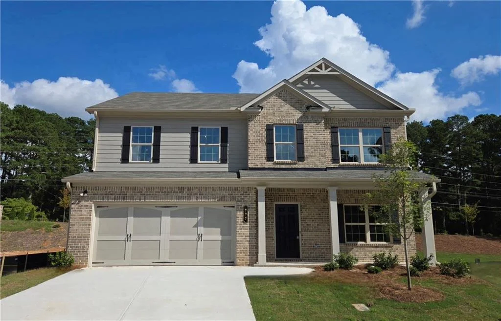 1046 Lakeview Oaks Court
