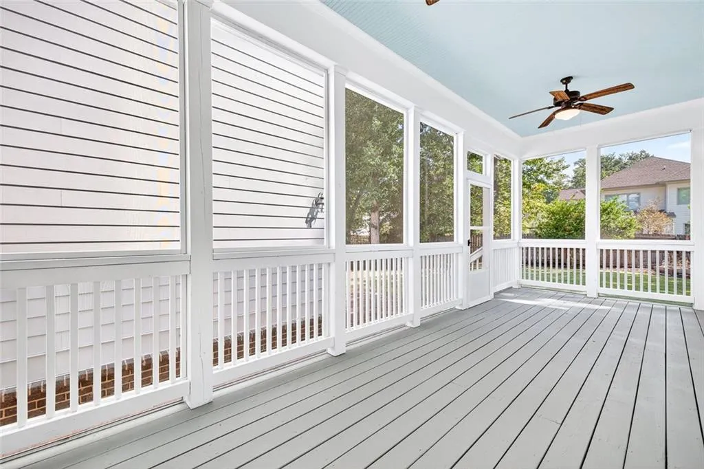 Brookhaven, Georgia 30319, United States, 5 Bedrooms Bedrooms, ,5 BathroomsBathrooms,Residential,Active,215913