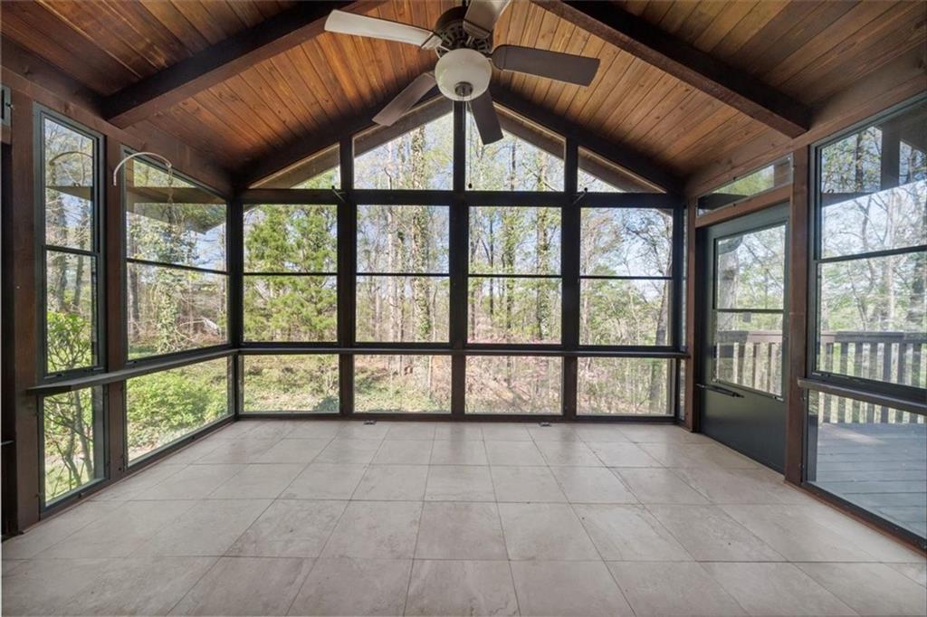 11815 Mountain Laurel Drive, Roswell, Georgia image 4