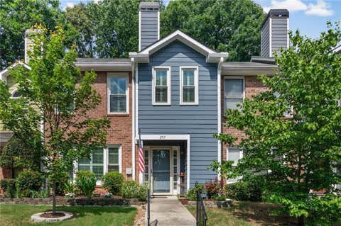 Townhouse For Sale - 257 Triple Oaks Drive<br/> Tucker, GA 30084