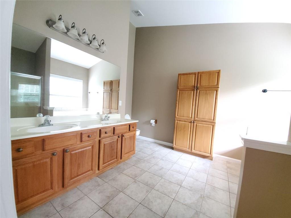 3878 Hannahberry Place, Buford, Georgia image 12
