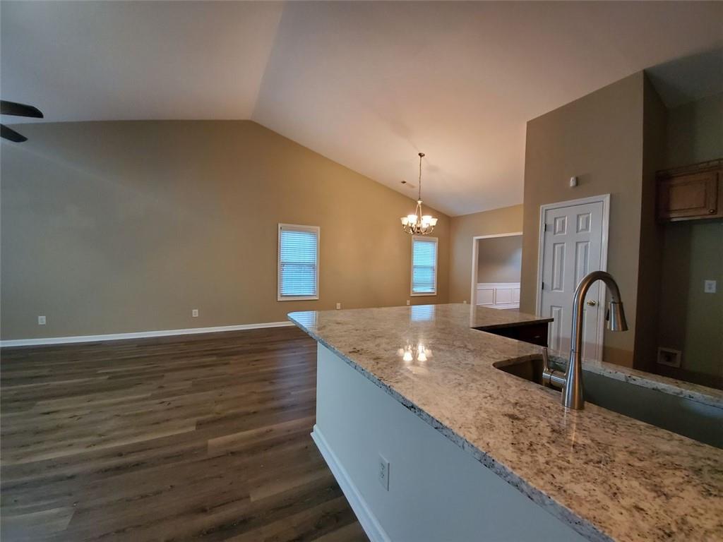 3878 Hannahberry Place, Buford, Georgia image 9