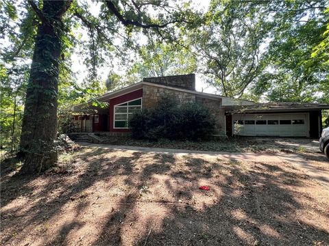 Homes For Sale - 2467 Gum Creek Road<br/> Oxford, GA 30054