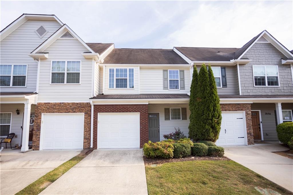 Centennial Lakes Twnhses - Residential Lease