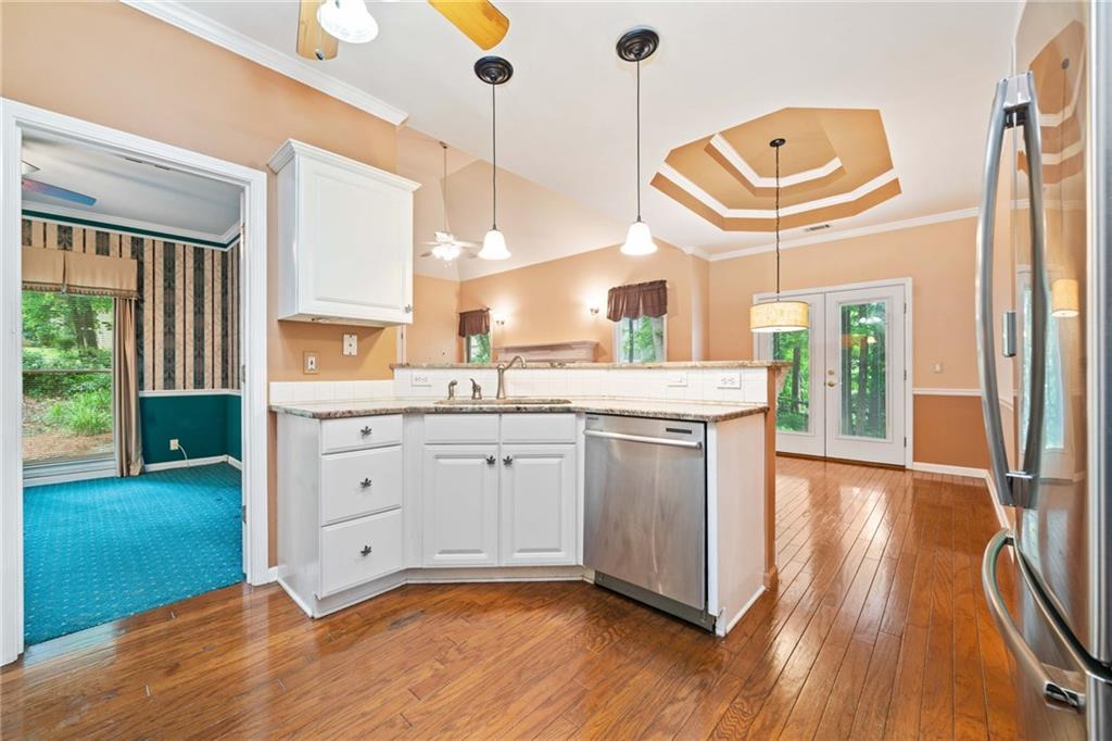 120 Bent Creek Drive, Woodstock, Georgia image 11