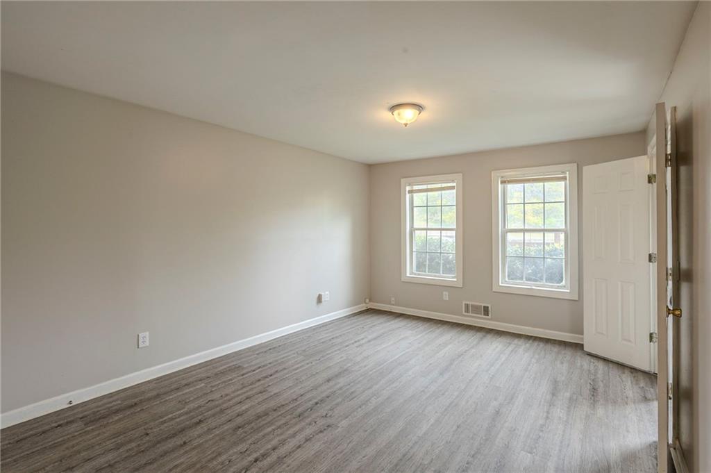 3490 Thompson Drive, Atlanta, Georgia image 3