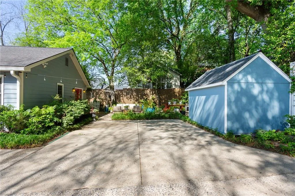 Atlanta, Georgia 30318, United States, 3 Bedrooms Bedrooms, ,2 BathroomsBathrooms,Residential,Active,108031