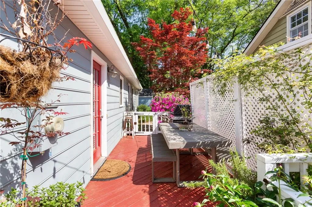 Atlanta, Georgia 30318, United States, 3 Bedrooms Bedrooms, ,2 BathroomsBathrooms,Residential,Active,108031