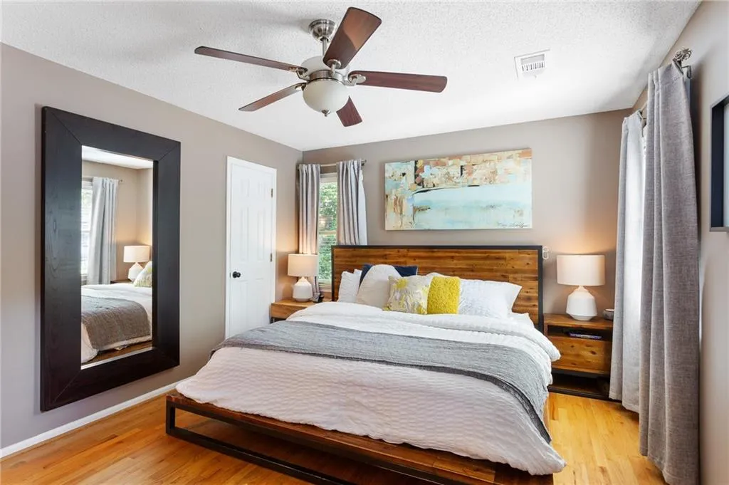 Atlanta, Georgia 30318, United States, 3 Bedrooms Bedrooms, ,2 BathroomsBathrooms,Residential,Active,108031