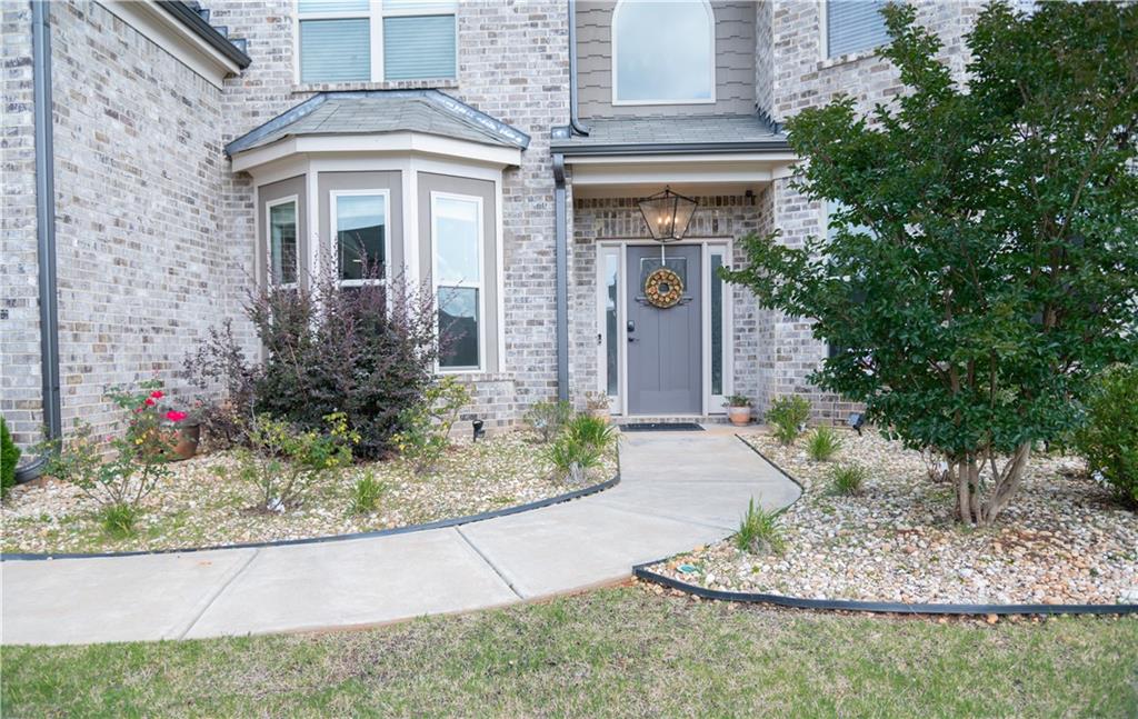 3739 In Bloom Way