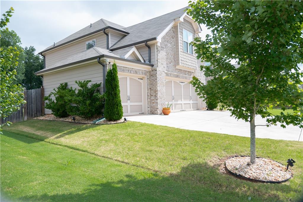 3739 In Bloom Way