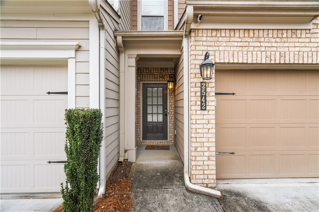 2542 Norwood Park Crossing