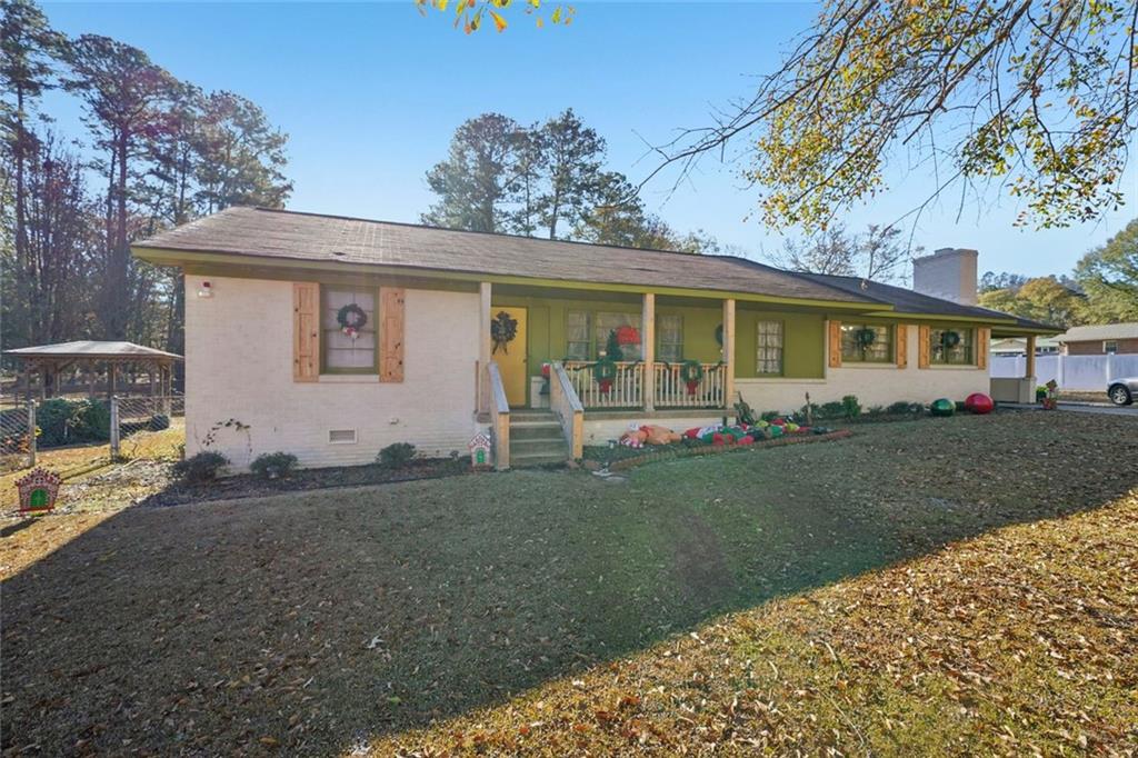 3326 Livingston Trace