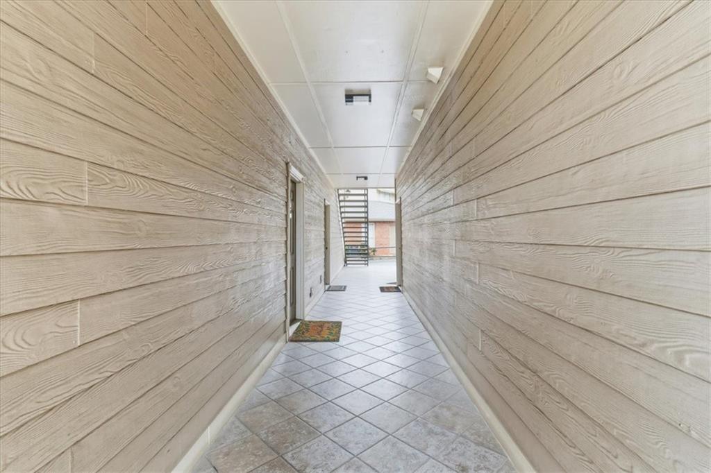 200 Renaissance Parkway NE 304