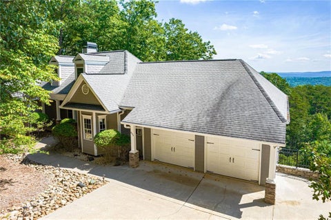Homes For Sale - 805 Lake Arrowhead Drive<br/> Waleska, GA 30183