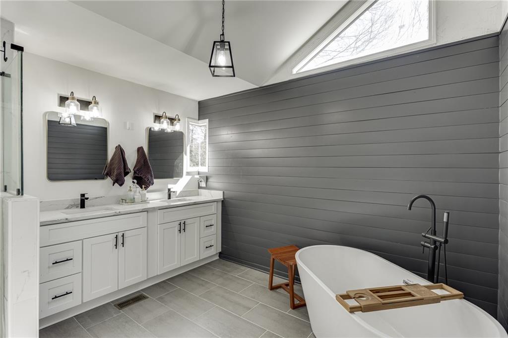 3449 Grist Mill Court NW