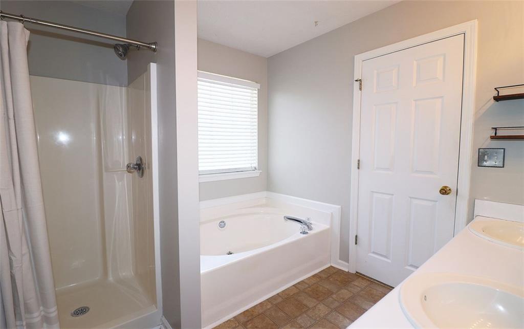 895 Burton Ridge Drive, Loganville, Georgia image 19
