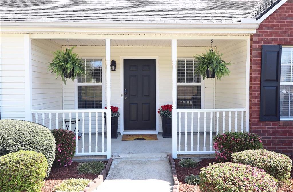 895 Burton Ridge Drive, Loganville, Georgia image 3