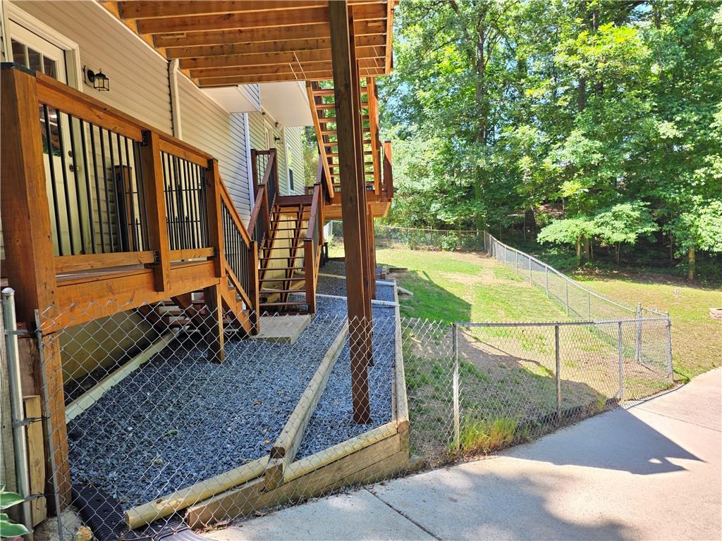 142 Cowan Drive SW