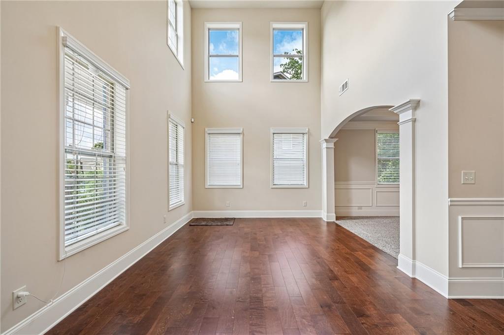 4289 Amberleaf Walk