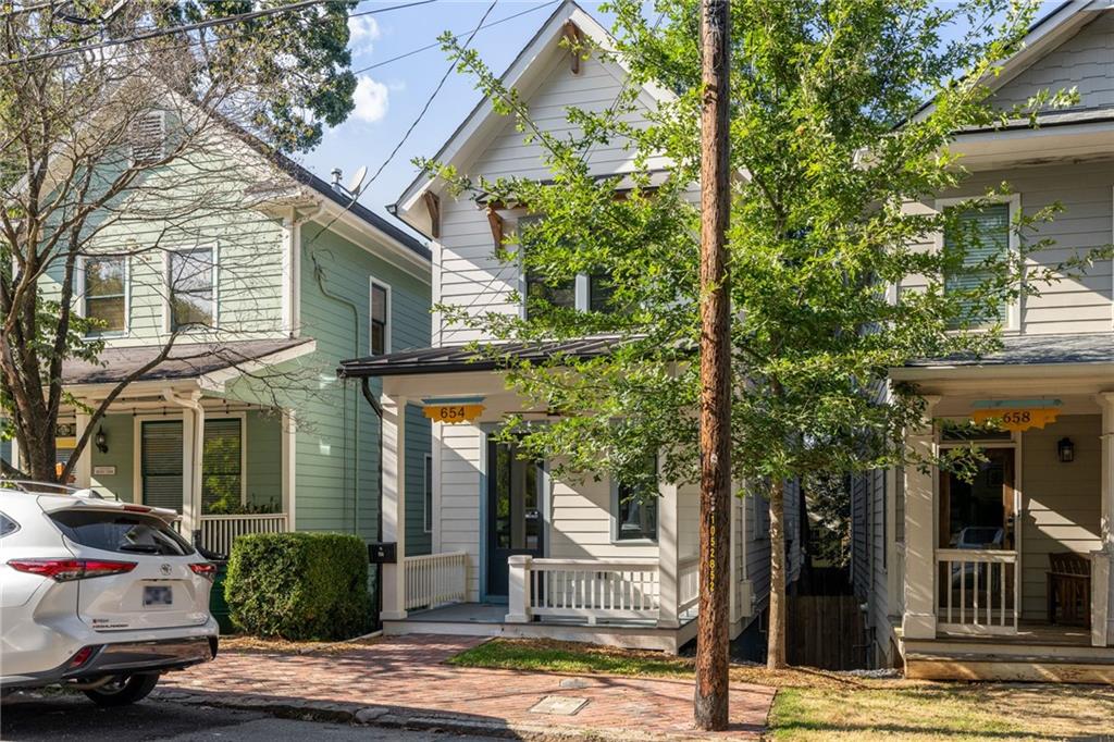 654 Woodward Avenue SE