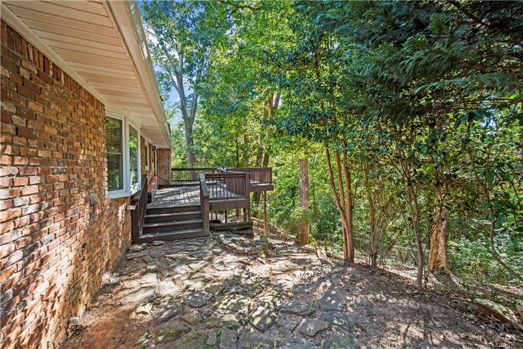 Mount Vernon Woods - Residential
