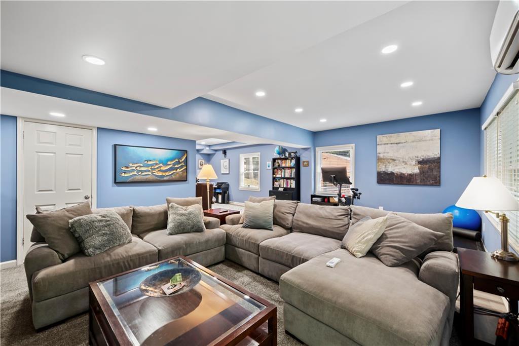 Mount Vernon Woods - Residential