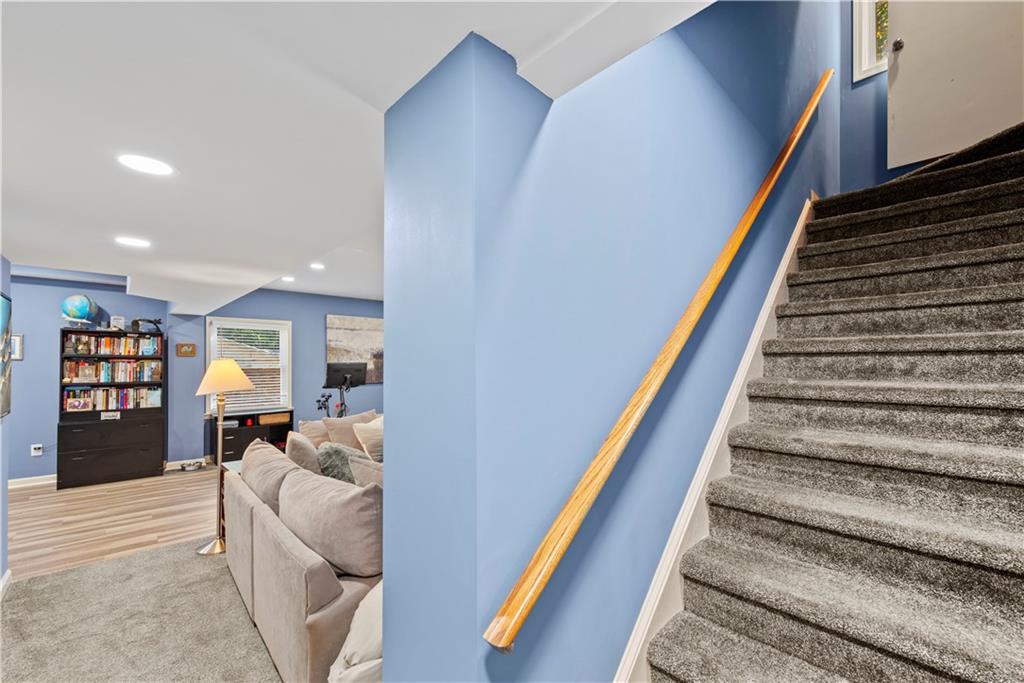 Mount Vernon Woods - Residential