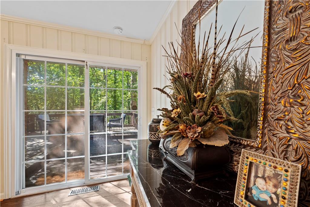 Mount Vernon Woods - Residential