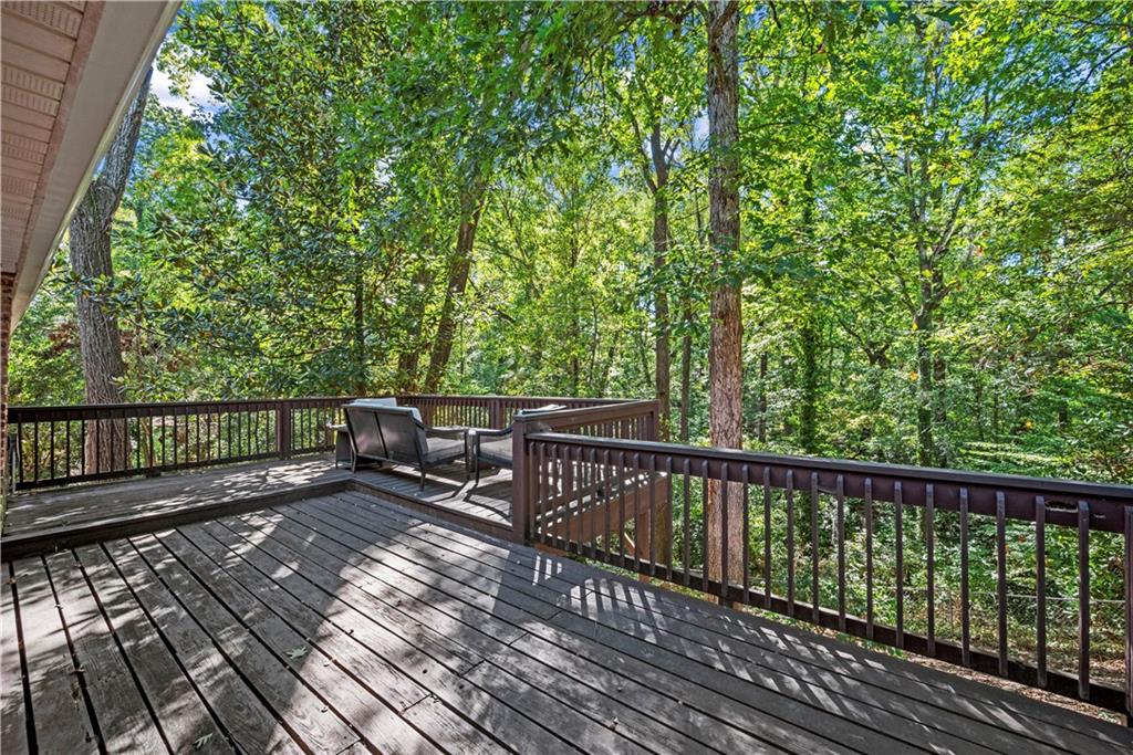Mount Vernon Woods - Residential