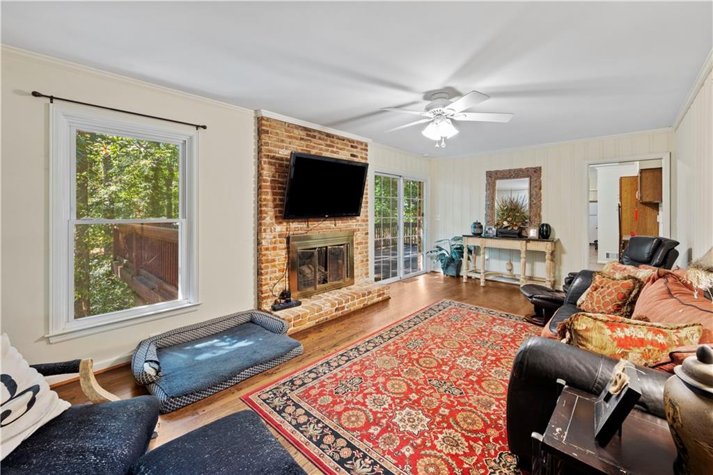 Mount Vernon Woods - Residential