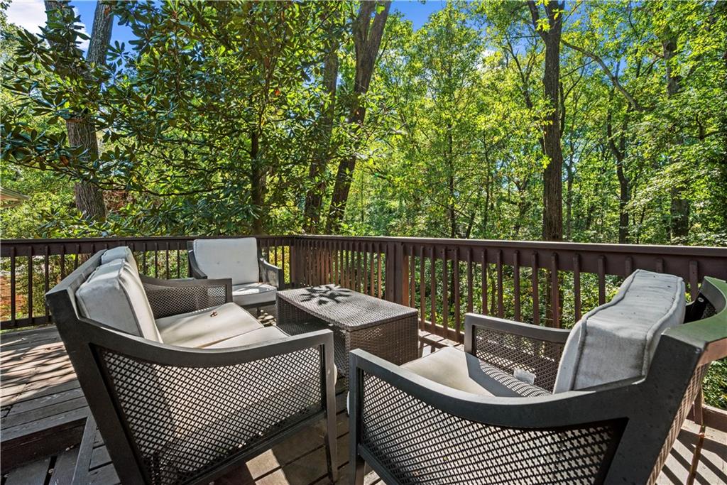 Mount Vernon Woods - Residential