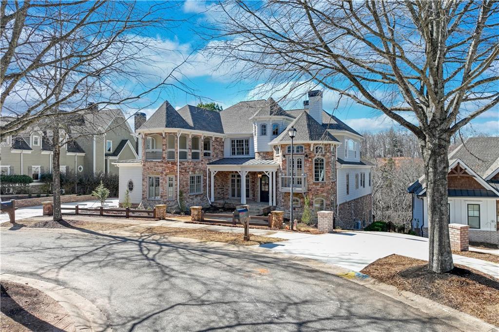 6756 Hedge Row Lane