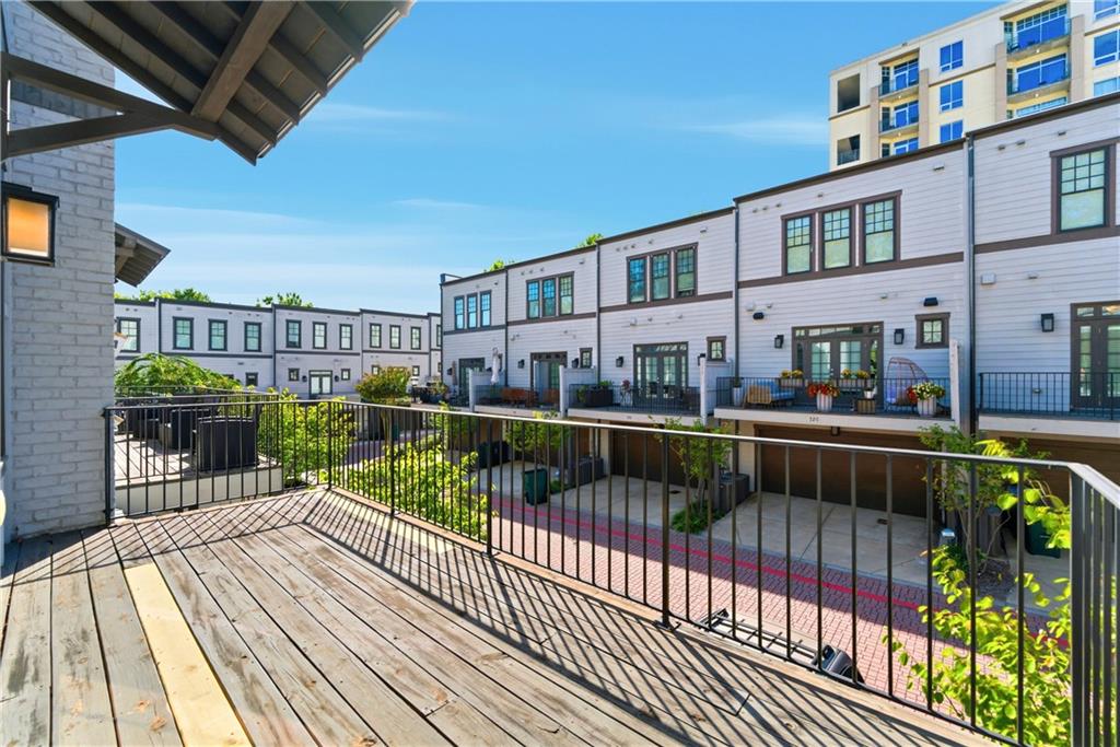 Brownstones at Cosmopolitan - Residential