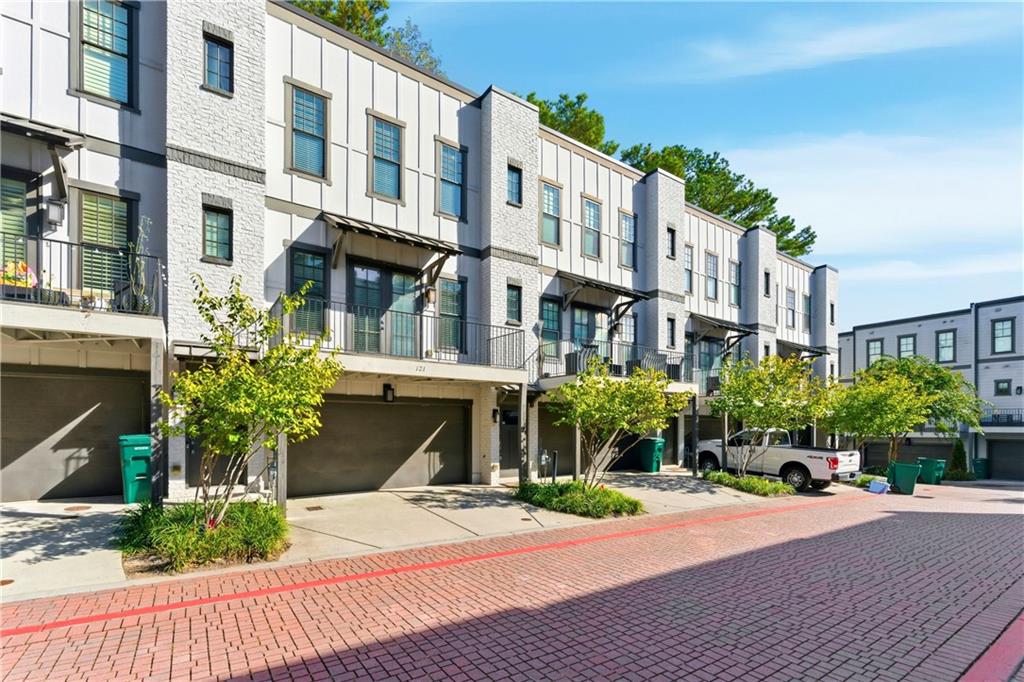 Brownstones at Cosmopolitan - Residential