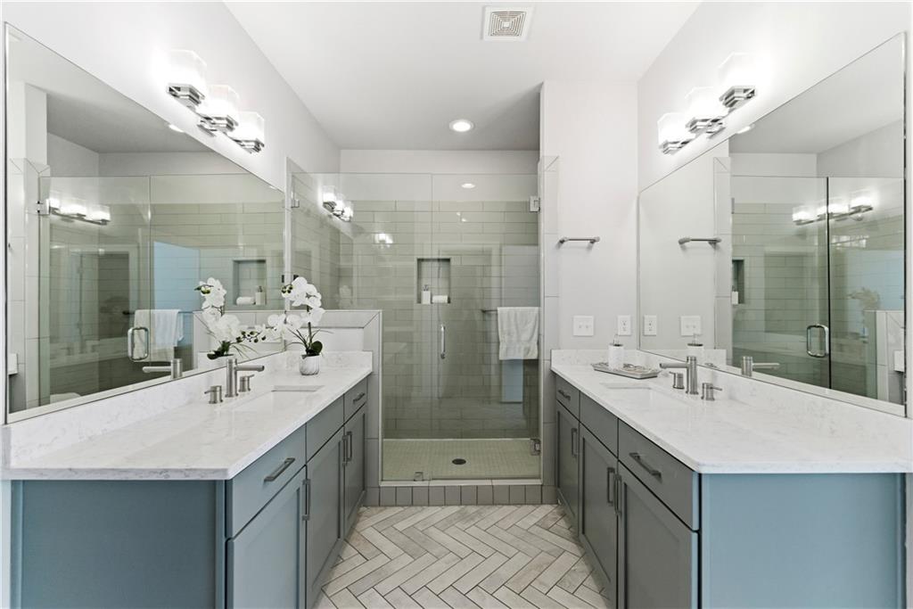 Brownstones at Cosmopolitan - Residential