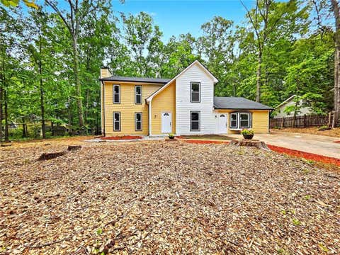 Homes For Sale - 7156 Whitfield Drive<br/> Riverdale, GA 30296