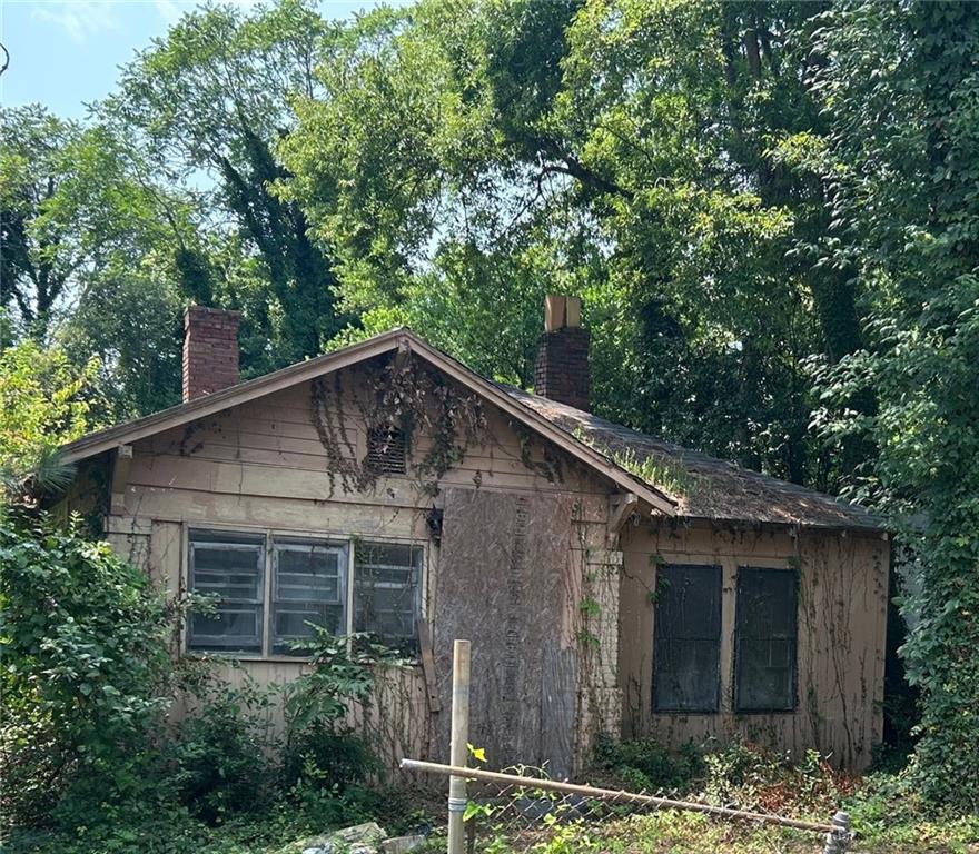 576 Cleveland Street