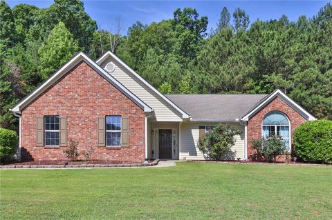 Homes For Sale - 3000 Ozora Farms Way<br/> Loganville, GA 30052