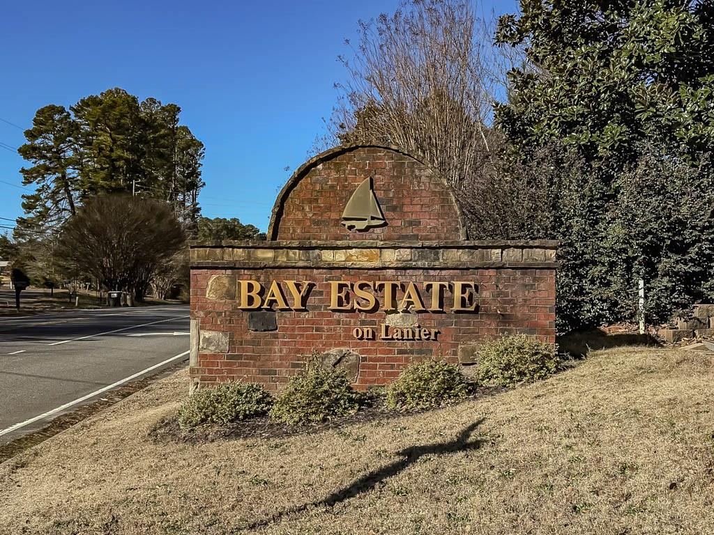 3235 Crestview Drive